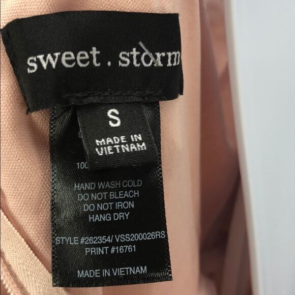 Sweet storm Maxi dress  - Picture 7 of 8